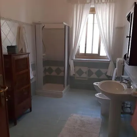 Lägenhet Casa Di Enrico Palermo